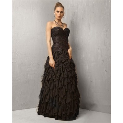 A Line Sweetheart Long Black Chiffon Ruffle Beaded Evening Wear Dress