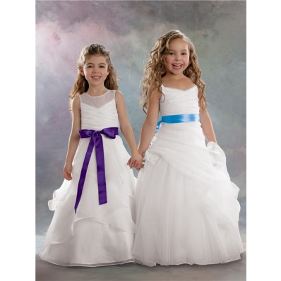 A-line Princess Scoop Floor length White Organza Flower Girl Dress with Sash Bow