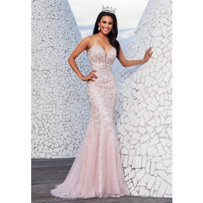 Luxury Mermaid Plunging Sweetheart Neckline Light Pink Tulle Beaded Long Prom Dress