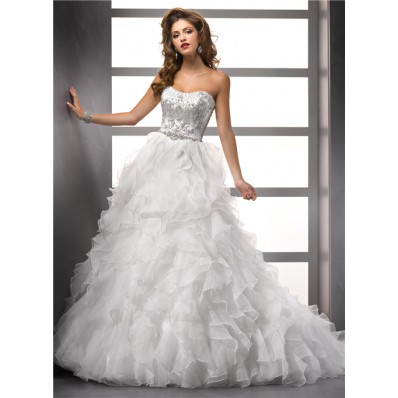Luxurious Ball Gown Strapless Organza Ruffle Wedding Dress With Beading Swarovski Crystal