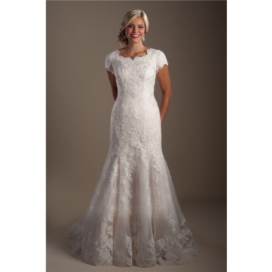 Modest Trumpet Mermaid Scalloped Neck Lace Wedding Dress With Short Sleeves