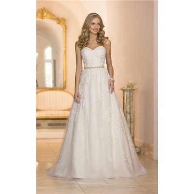 Princess A Line Sweetheart Tulle Lace Wedding Dress With Crystals Belt