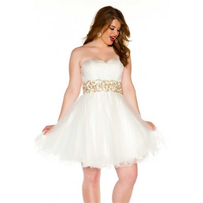 Sexy Strapless Short White Tulle Gold Beading Plus Size Cocktail Prom Dress