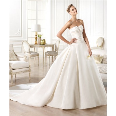 Simple Modern A Line Strapless Slim Waist Satin Wedding Dress With Buttons