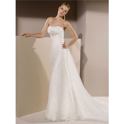 Slim Fitted Strapless Lace Beaded Crystal Wedding Dress With Detachable Tulle Train