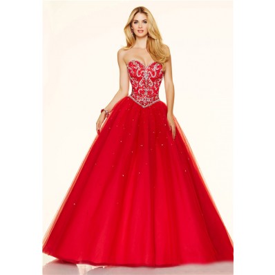 Stunning Ball Gown Strapless Corset Red Tulle Beaded Prom Dress