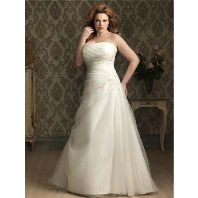 A line/ Princess strapless chapel train organza plus size wedding dress with applique and buttons