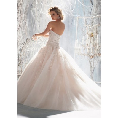 Fairy Tale Ball Gown Sweetheart Organza Ruffle Beaded Pearl Wedding Dress With Flowers Back
