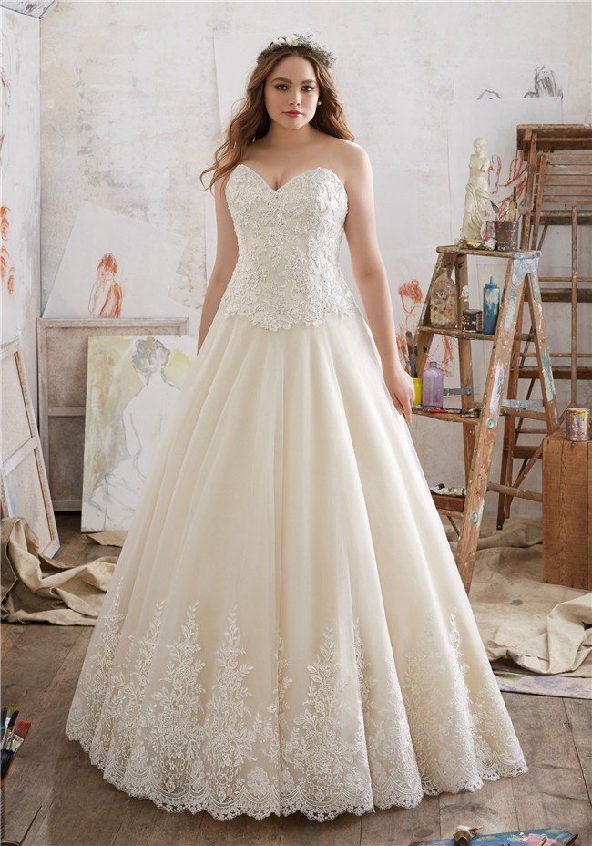 A Line Sweetheart Tulle Lace Plus Size Wedding Dress Corset Back