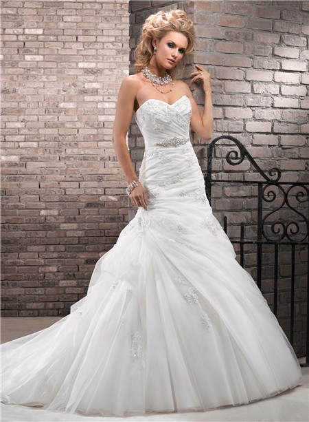 Romantic A Line Sweetheart Ruched Tulle Lace Wedding Dress With Crystal ...