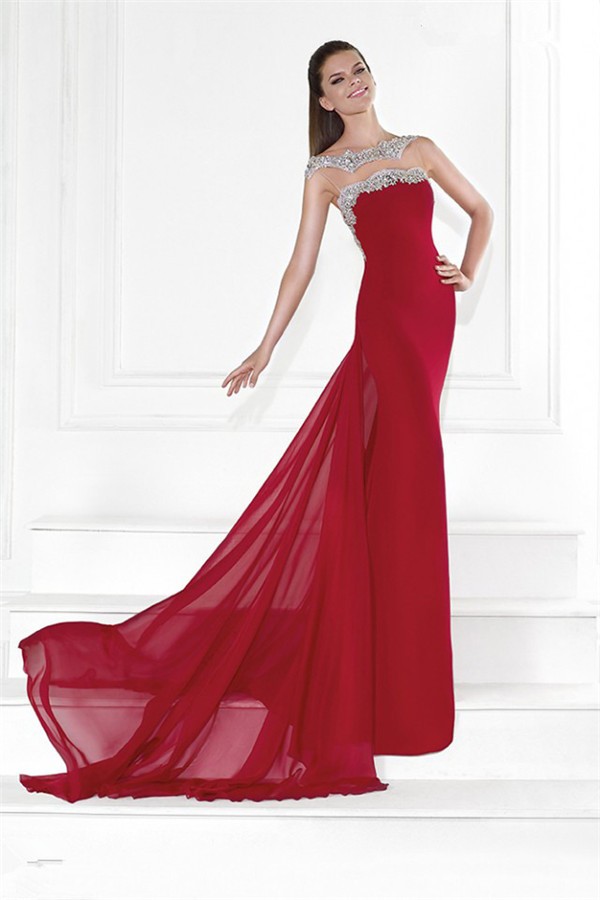 Stunning Jewel Neckline Open Back Long Red Chiffon Flowing Prom Dress
