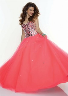 A-Line/Princess sweetheart long coral crystal prom dress