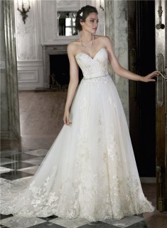 Classic A Line Strapless Low Back Lace Applique Wedding Dress With Crystals Belt