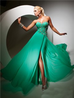 Elegant Sweetheart Long Emerald Green Chiffon Evening Prom Dress With Beading
