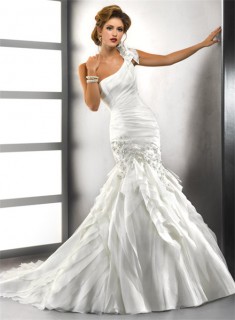 Trumpet/ Mermaid One Shoulder Tiered Organza Wedding Dress With Crystals Applique
