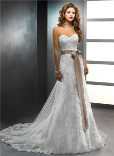 Trumpet/ Mermaid Sweetheart Vintage Lace Wedding Dress With Detachable Train And Sash