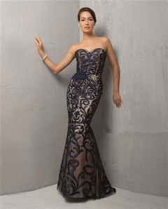 Unique Mermaid Strapless Long Black Embroidery Lace Evening Dress With Beading