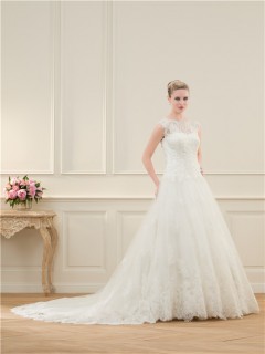 A Line Scalloped Neckline Tulle Vintage Lace Beaded Wedding Dress With Buttons Chapel Train