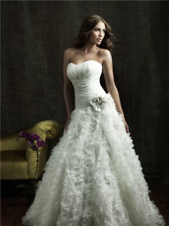 Ball Gown Strapless Organza Floral Wedding Dress With Corset Back Train