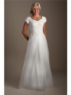 Elegant A Line Sweetheart Organza Applique Modest Wedding Dress With Sleeves