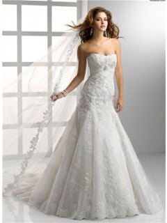 Latest Trumpet/ Mermaid Empire Strapless Lace Wedding Dress With Crystal Sequins