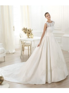Modest Princess Ball Gown Bateau Neckline Lace Satin Wedding Dress With Long Train
