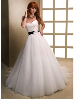Romantic Ball Gown Sweetheart Tulle Wedding Dress With Black Flowers Sash