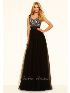 Sexy A Line V Neck Low Back Black Tulle Lace Prom Dress With Straps