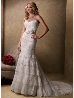 Slim A Line Sweetheart Scalloped Layered Lace Wedding Dress With Flower Feather