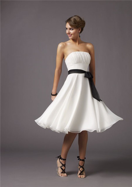 A line strapless knee length white chiffon bridesmaid dress with sash