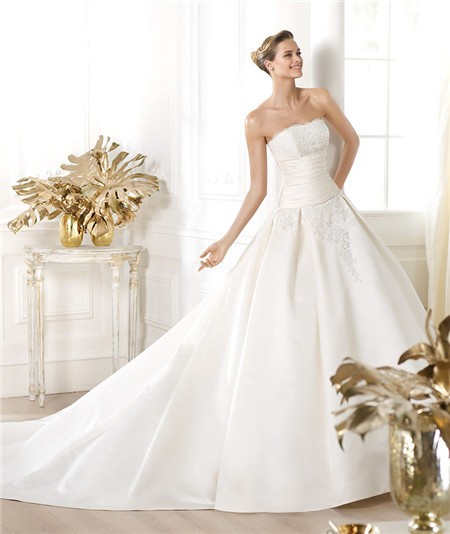 Fitted Ball Gown Strapless Satin Lace Wedding Dress With Chapel Train Buttons