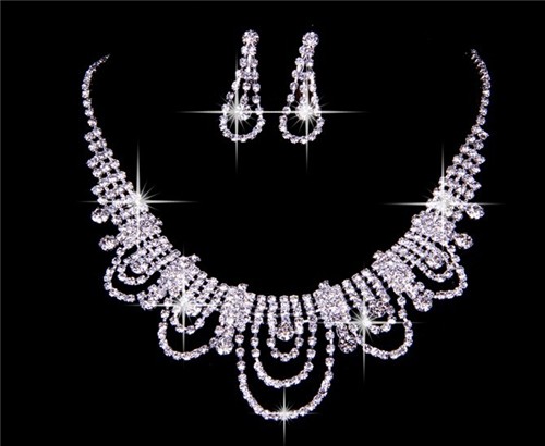 Gorgeous Shining Alloy crystals Wedding Bridal Jewelry Set,Including Necklace And Earrings