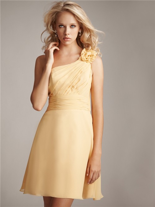 Sheath/Column asymmetrical one shoulder short pale yellow chiffon bridesmaid dress