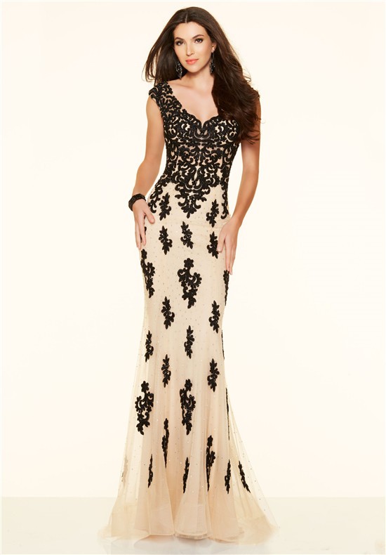 Slim Low Back Champagne And Black Lace Evening Prom Dress Cap Sleeves