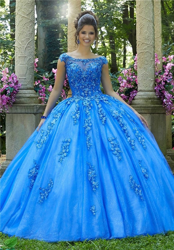 Stunning Ball Gown Prom Dress Sky Blue Tulle Lace Quinceanera Dress Boat Neck