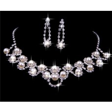 Elegant pearl Wedding Bridal Jewelry Set,Including Necklace And Earrings 