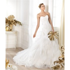 Fitted Mermaid Sweetheart Lace layered Tulle Wedding Dress With Pearls