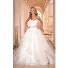Puffy Ball Gown Sweetheart Tulle Ruffle Beaded Crystal Wedding Dress